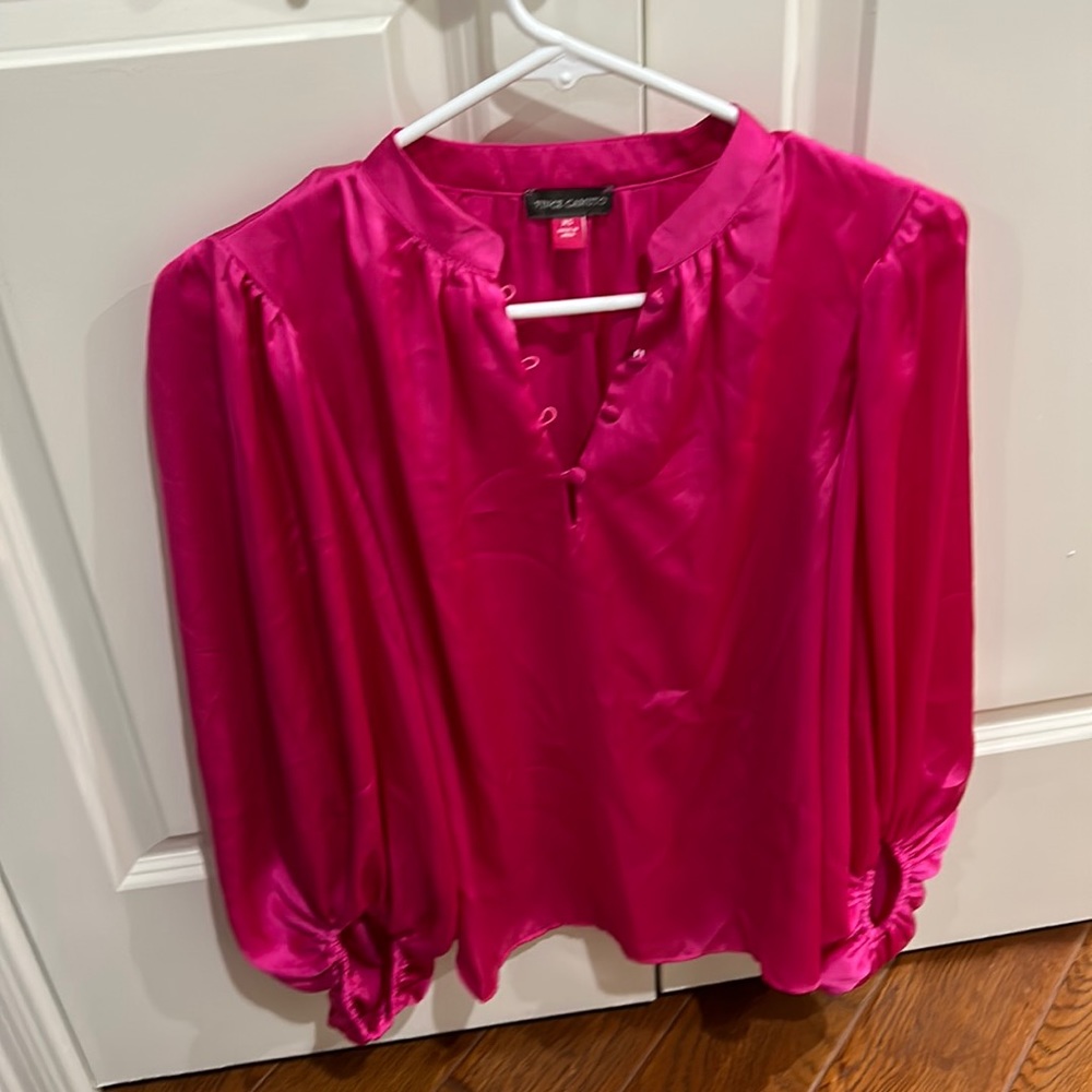 Cute pink blouse, size xs